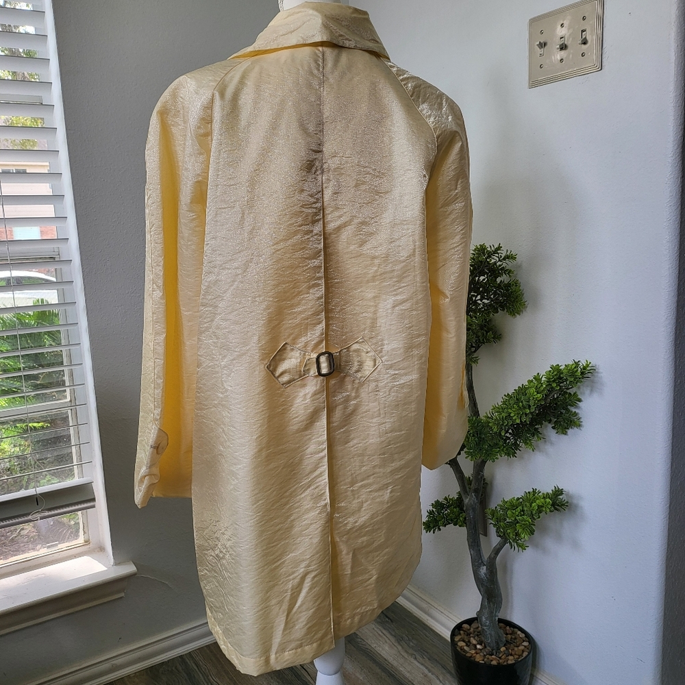 Izzi Coat - Picture 5 of 15